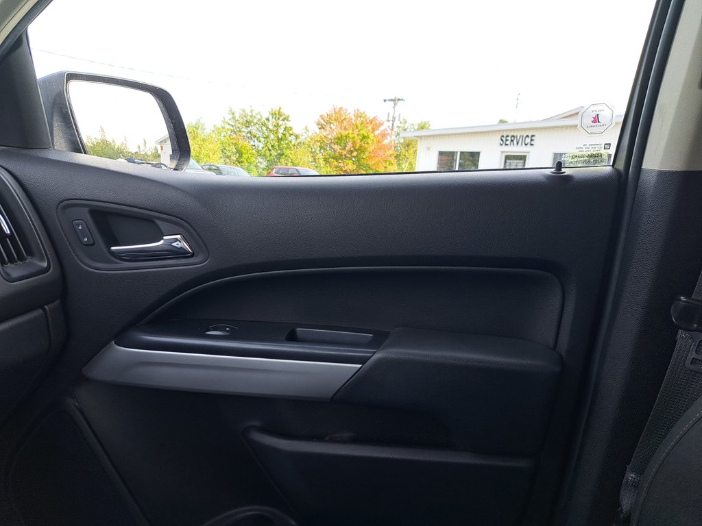 2017 Chevrolet Colorado 4WD LT in Hebbville, Nova Scotia - 18 - w1024h768px