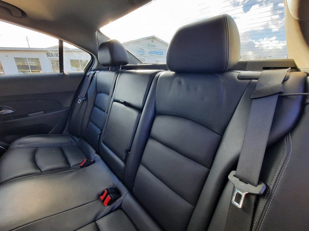 2014 Chevrolet Cruze 2LT in Hebbville, Nova Scotia - 25 - w1024h768px