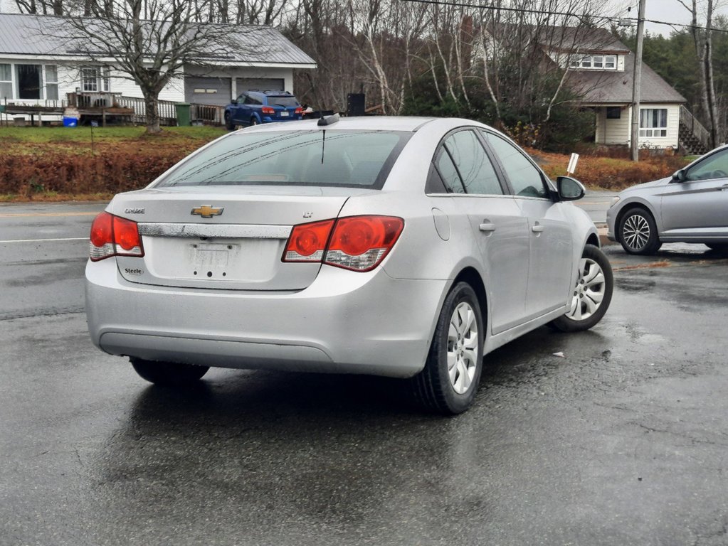 2015  Cruze 1LT in Hebbville, Nova Scotia - 5 - w1024h768px