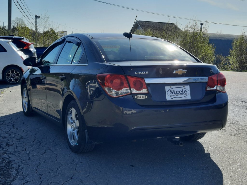 2015 Chevrolet Cruze 2LT in Hebbville, Nova Scotia - 7 - w1024h768px