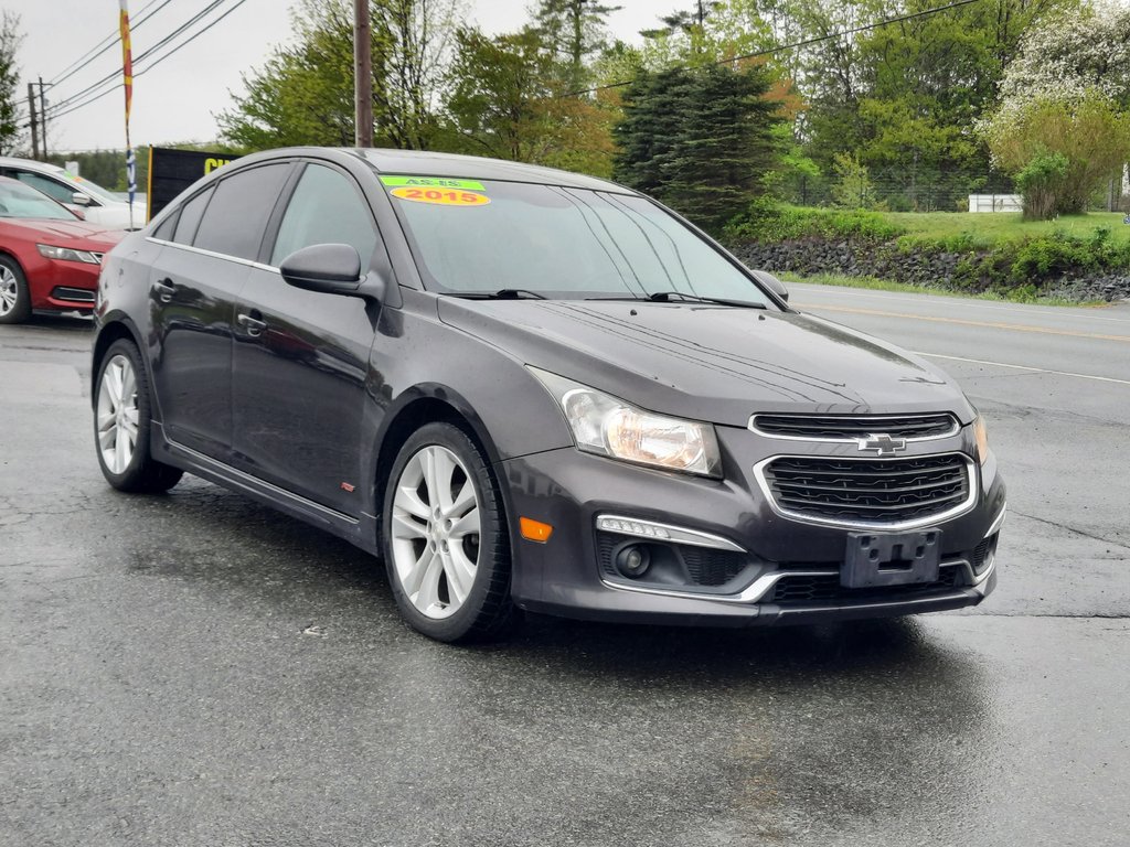 2015 Chevrolet Cruze 2LT in Hebbville, Nova Scotia - 4 - w1024h768px