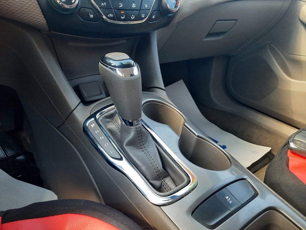 2016 Chevrolet Cruze LT in Hebbville, Nova Scotia - 18 - w1024h768px
