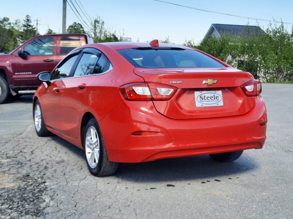 2016 Chevrolet Cruze LT in Hebbville, Nova Scotia - 8 - w1024h768px