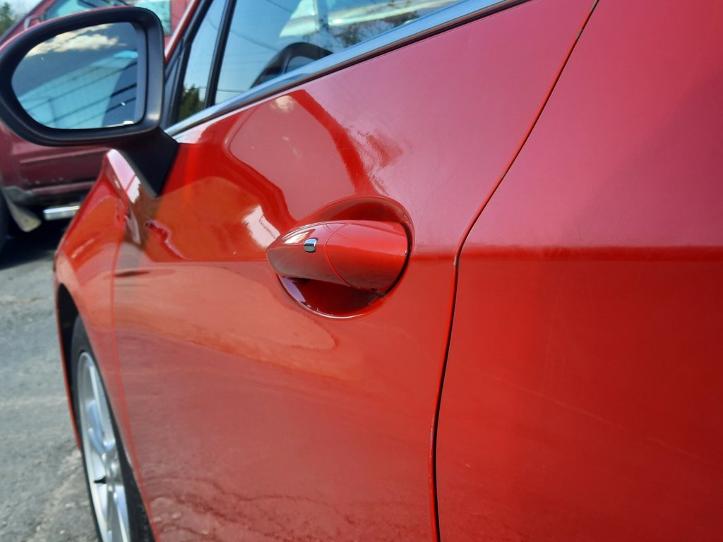 2016 Chevrolet Cruze LT in Hebbville, Nova Scotia - 9 - w1024h768px
