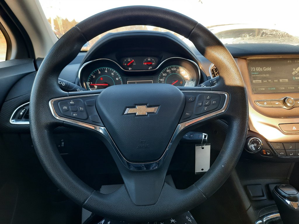 2017 Chevrolet Cruze LT in Hebbville, Nova Scotia - 14 - w1024h768px
