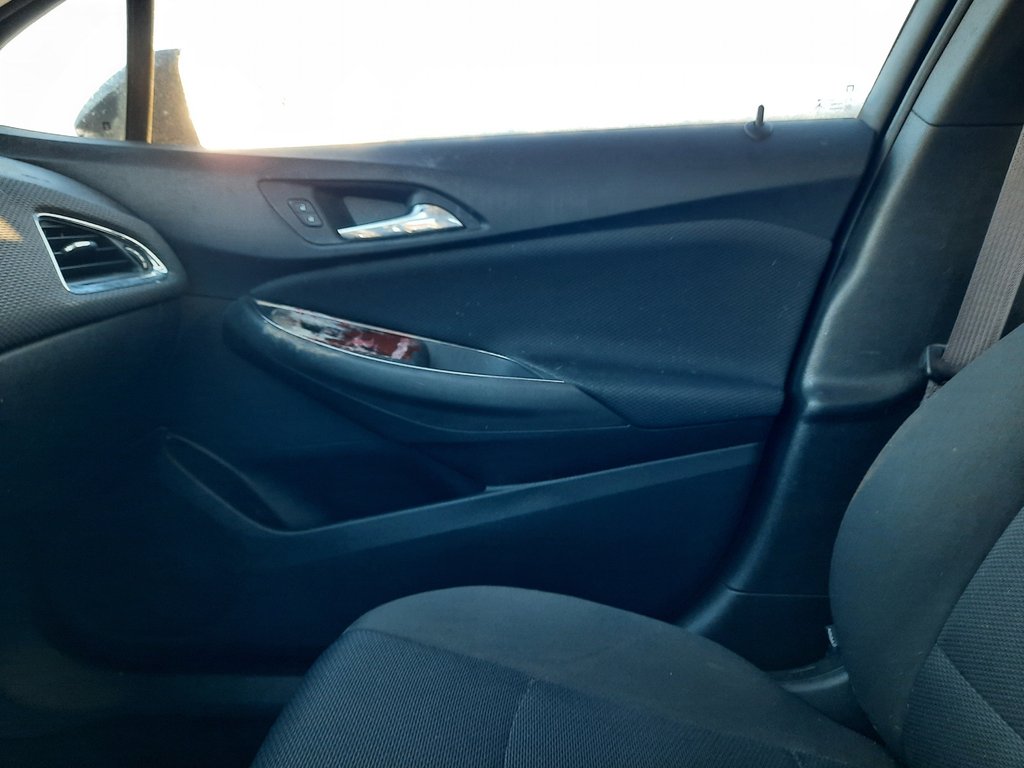 2017 Chevrolet Cruze LT in Hebbville, Nova Scotia - 20 - w1024h768px