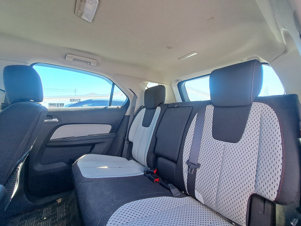 2011 Chevrolet Equinox LS in Hebbville, Nova Scotia - 23 - w1024h768px