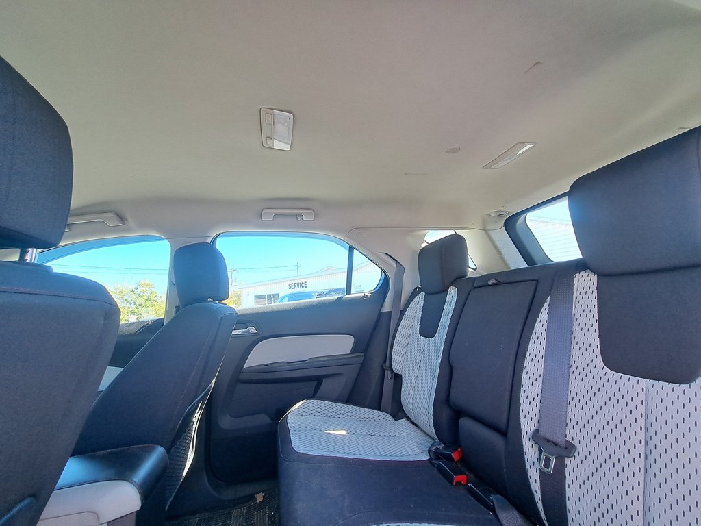 2011 Chevrolet Equinox LS in Hebbville, Nova Scotia - 22 - w1024h768px