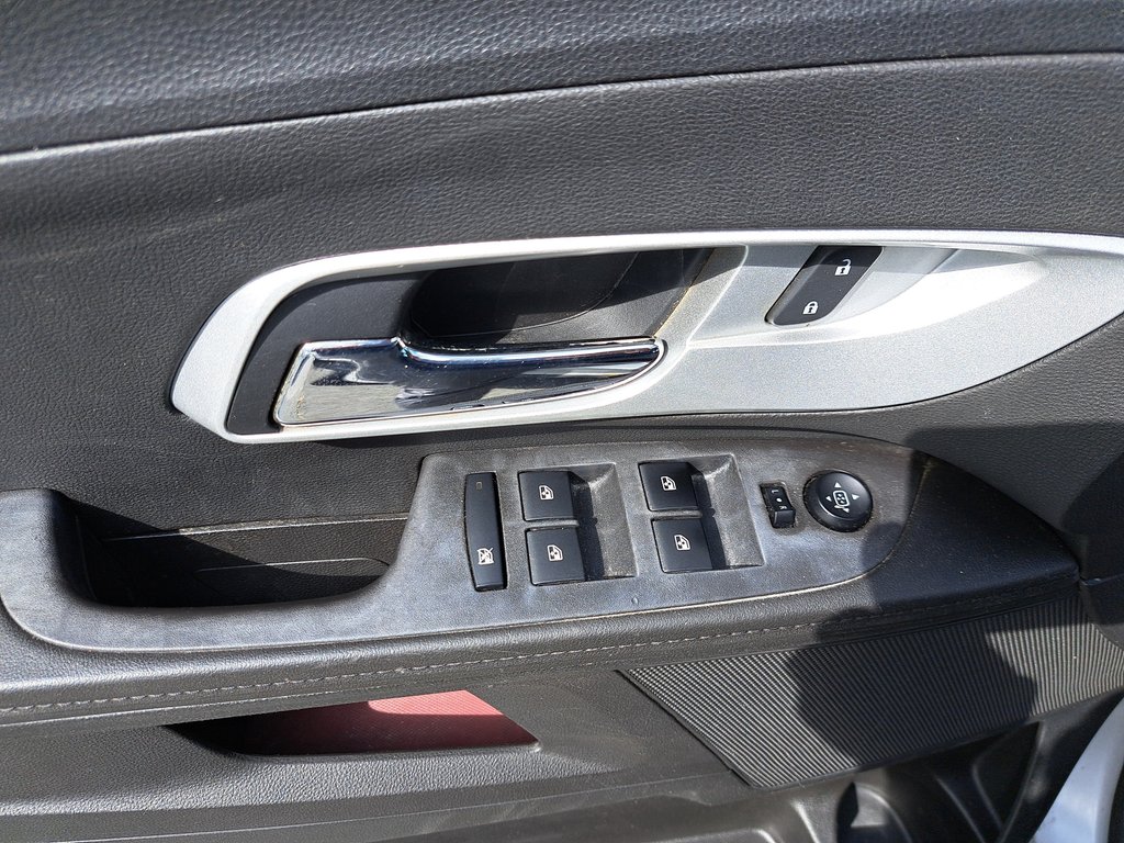 2013 Chevrolet Equinox LS in Hebbville, Nova Scotia - 19 - w1024h768px
