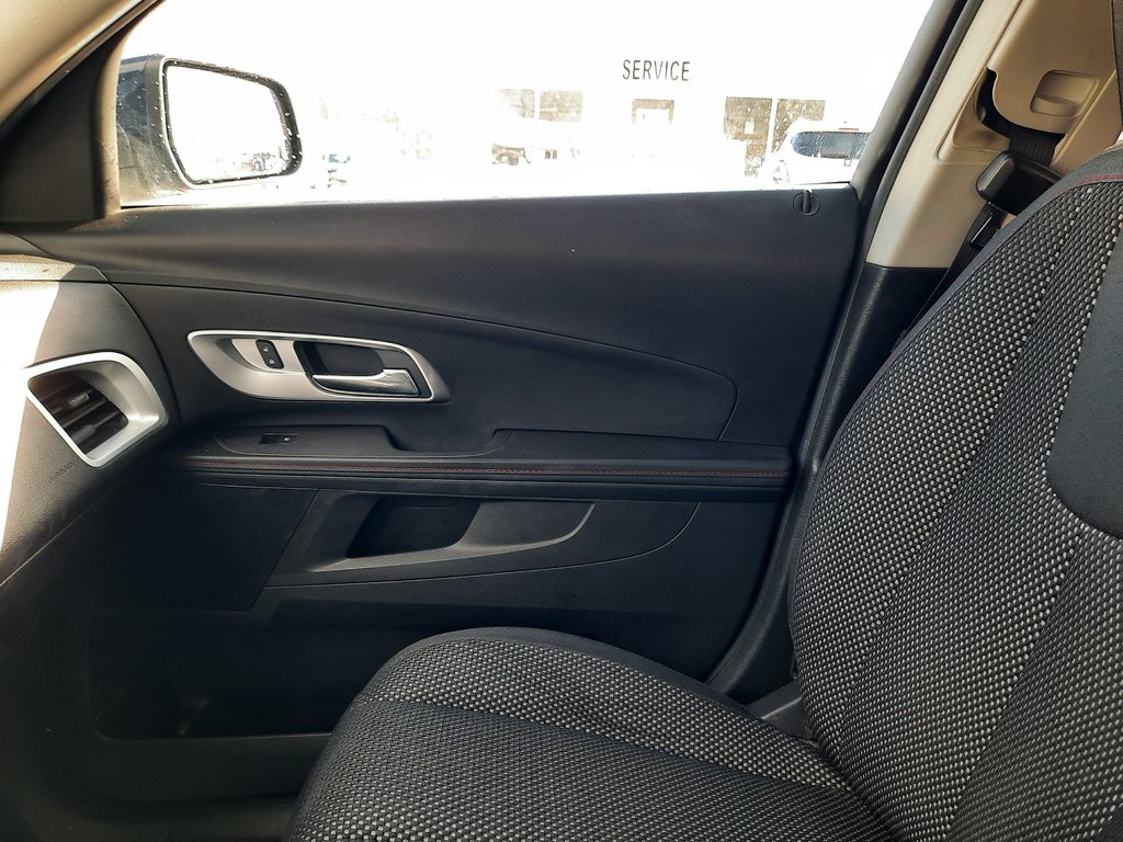 2015 Chevrolet Equinox LT in Hebbville, Nova Scotia - 22 - w1024h768px