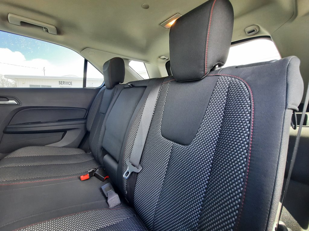 2015 Chevrolet Equinox LT in Hebbville, Nova Scotia - 25 - w1024h768px