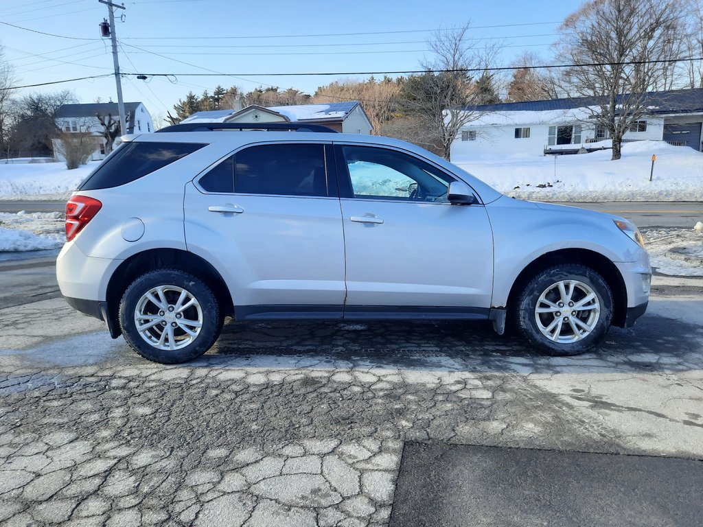 2017 Chevrolet Equinox LT in Hebbville, Nova Scotia - 6 - w1024h768px