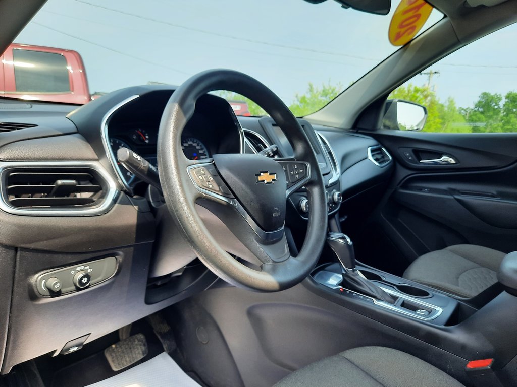 2018 Chevrolet Equinox LT in Hebbville, Nova Scotia - 2 - w1024h768px