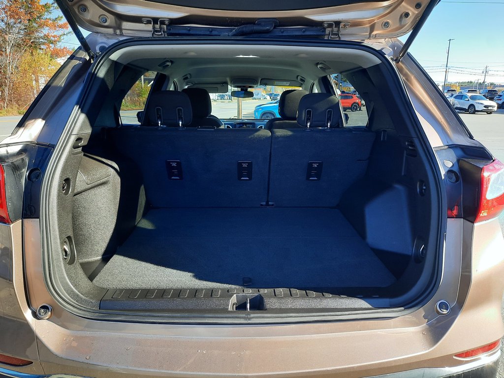 2019 Chevrolet Equinox LT in Hebbville, Nova Scotia - 9 - w1024h768px