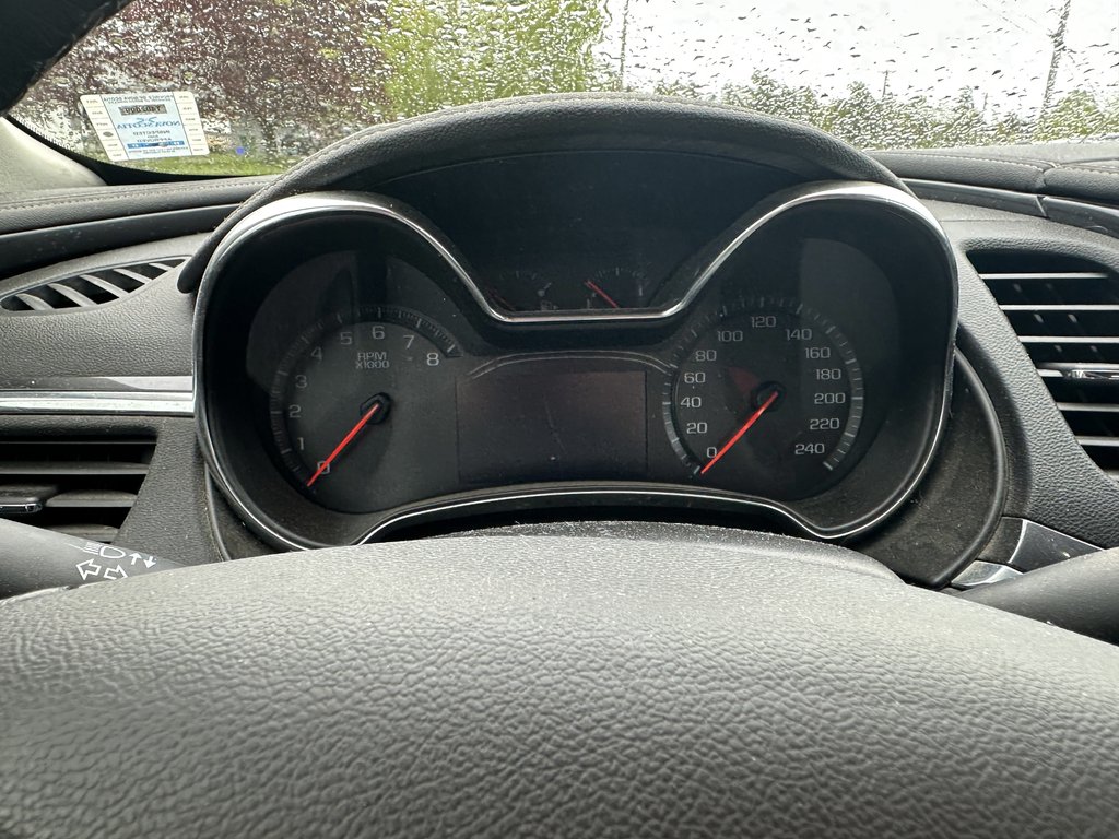 2014 Chevrolet Impala LT in Hebbville, Nova Scotia - 18 - w1024h768px