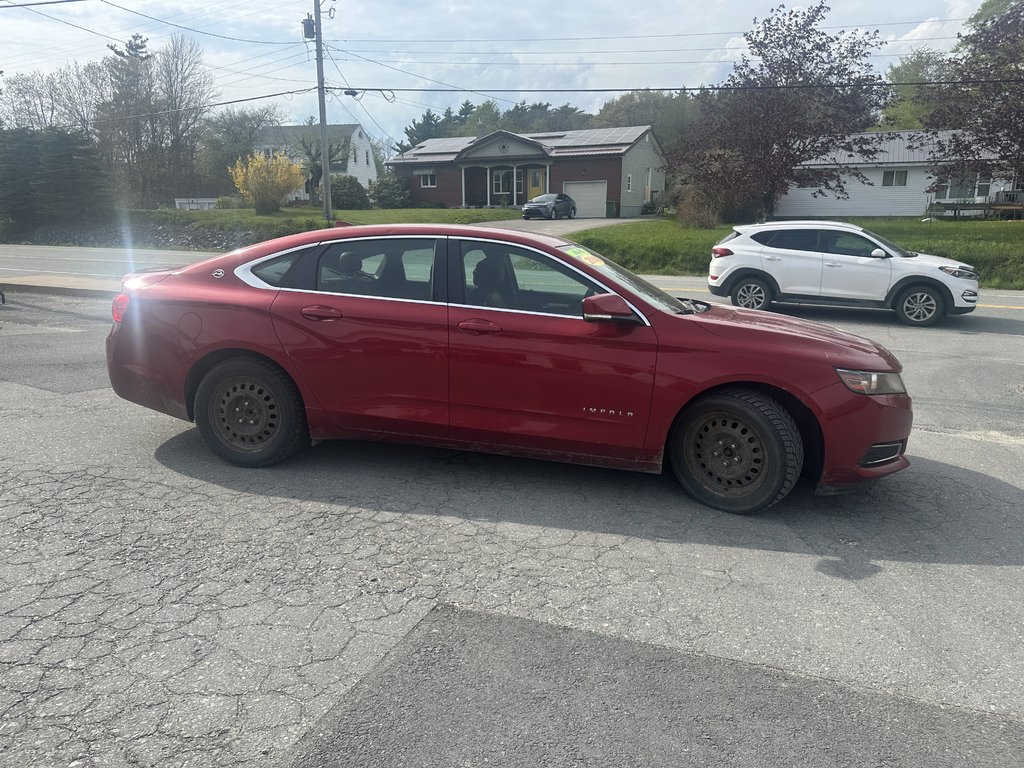2014 Chevrolet Impala LT in Hebbville, Nova Scotia - 7 - w1024h768px