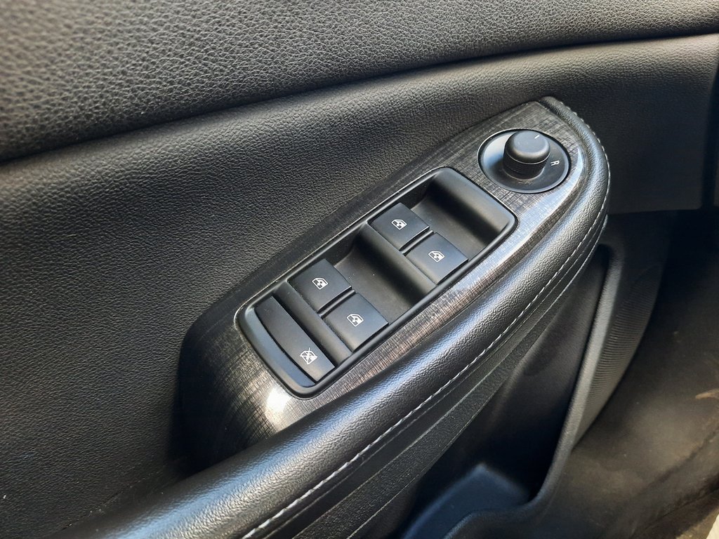 2016 Chevrolet Malibu Limited LT in Hebbville, Nova Scotia - 10 - w1024h768px