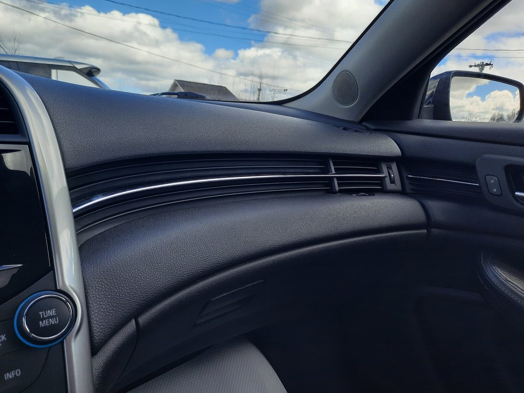 2016 Chevrolet Malibu Limited LT in Hebbville, Nova Scotia - 20 - w1024h768px