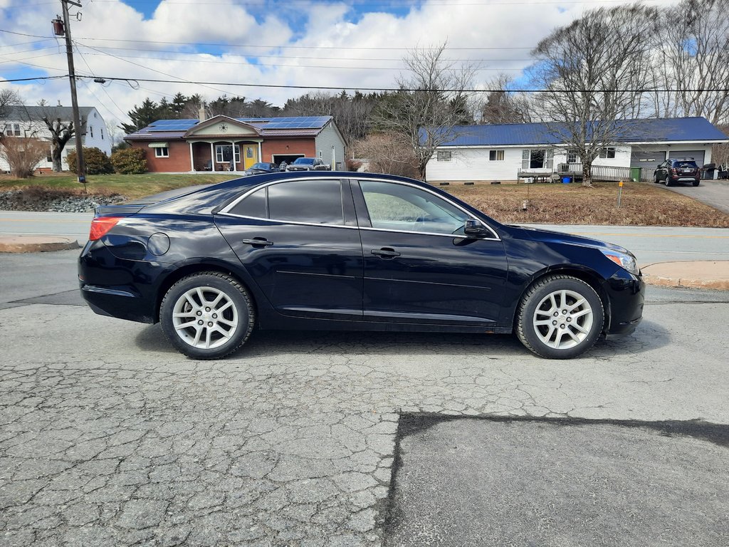 2016 Chevrolet Malibu Limited LT in Hebbville, Nova Scotia - 6 - w1024h768px