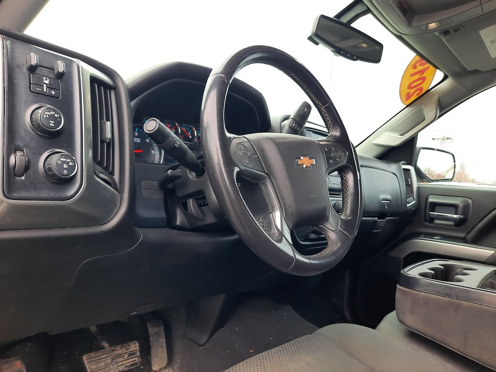 2019 Chevrolet Silverado 1500 LD LT in Hebbville, Nova Scotia - 3 - w1024h768px