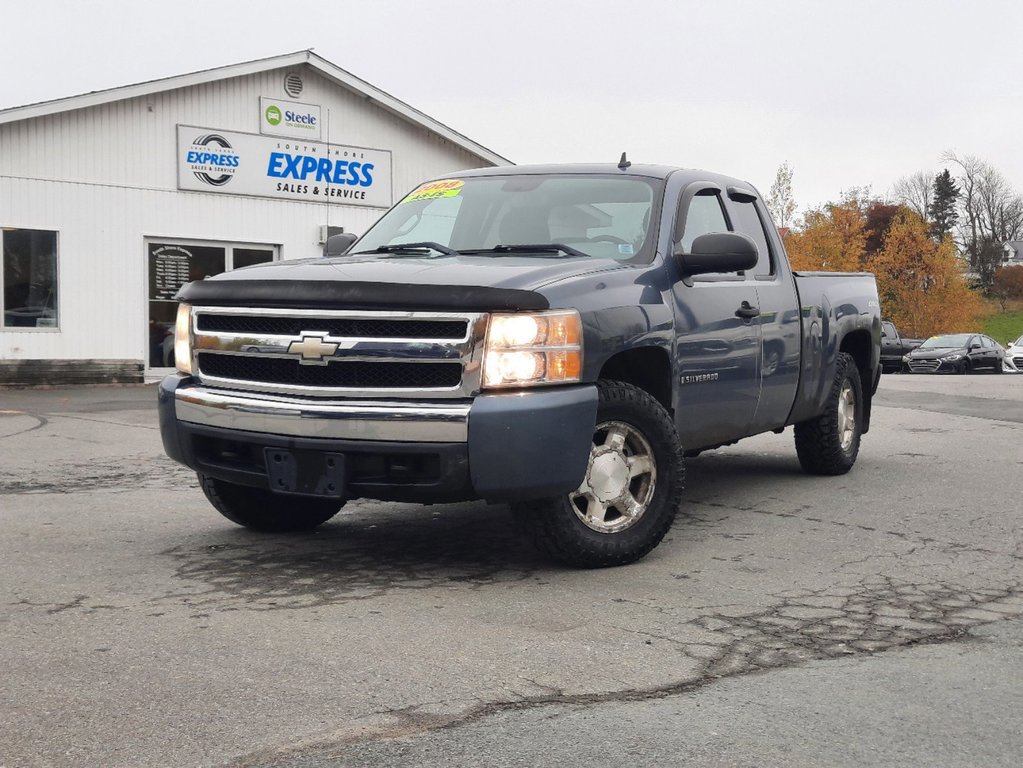 2008  Silverado 1500 LS in Hebbville, Nova Scotia - 1 - w1024h768px