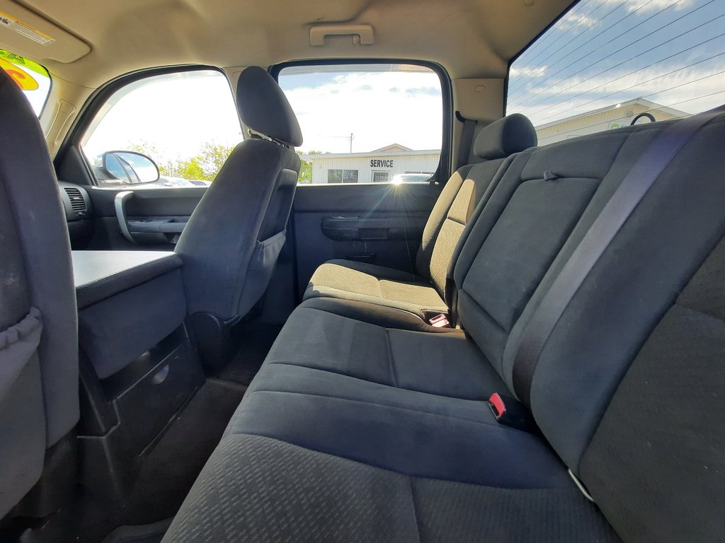 2008 Chevrolet Silverado 1500 LT in Hebbville, Nova Scotia - 21 - w1024h768px