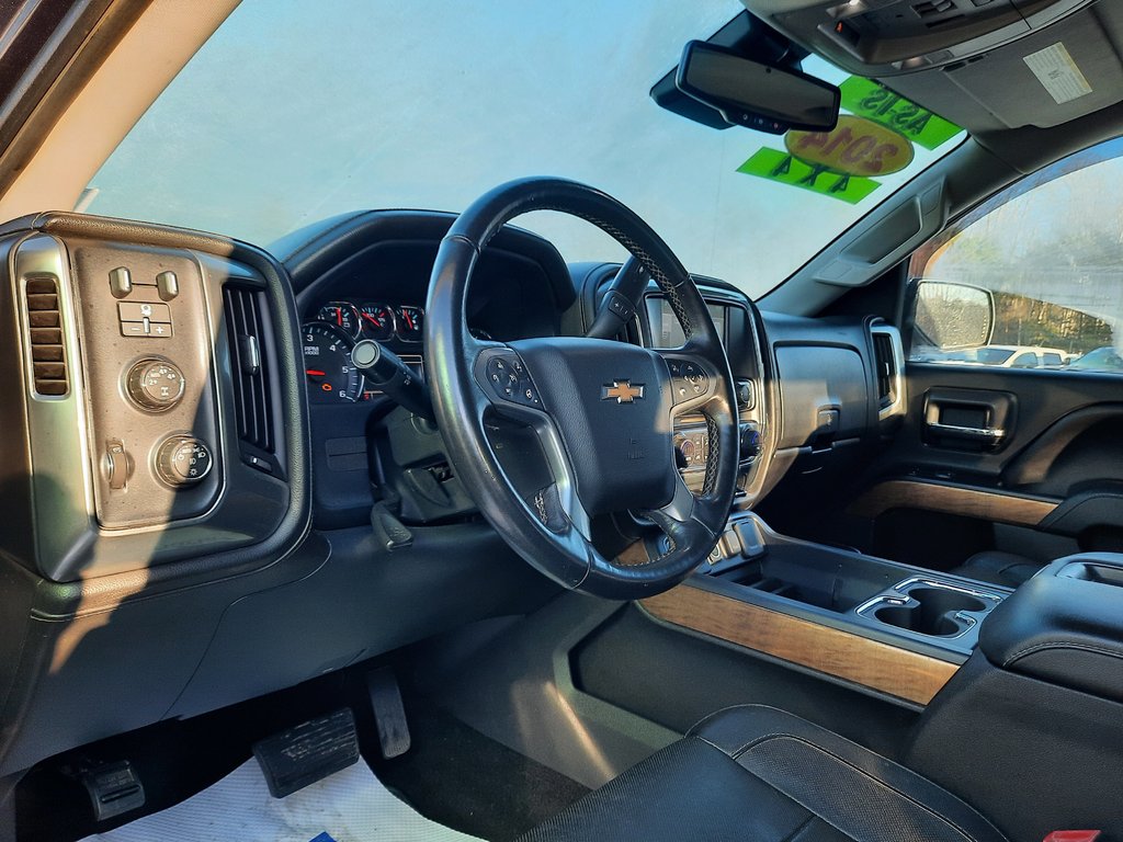2014 Chevrolet Silverado 1500 LTZ w/2LZ in Hebbville, Nova Scotia - 3 - w1024h768px