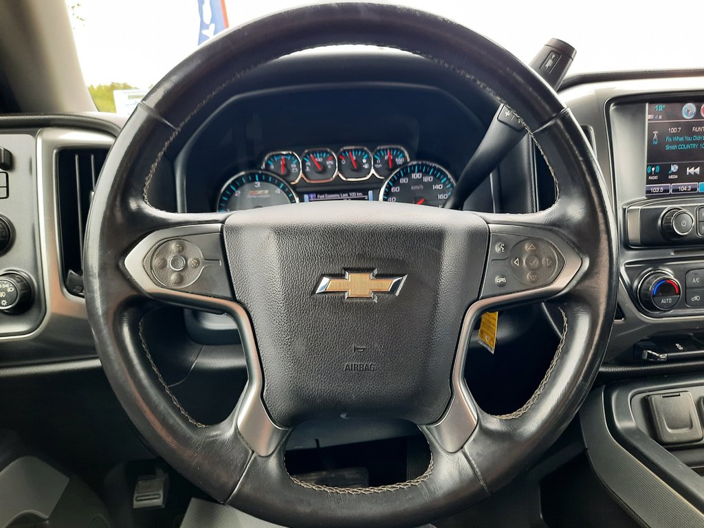 2017 Chevrolet Silverado 1500 LT in Hebbville, Nova Scotia - 14 - w1024h768px