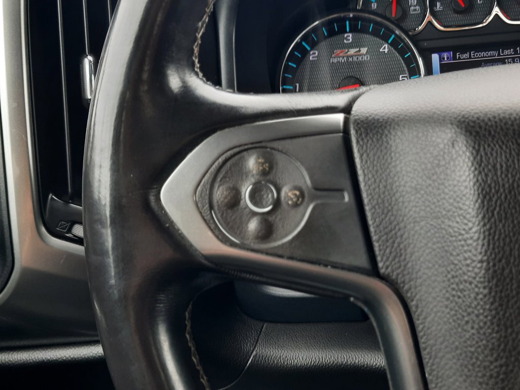 2017 Chevrolet Silverado 1500 LT in Hebbville, Nova Scotia - 12 - w1024h768px