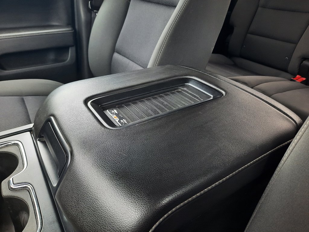 2017 Chevrolet Silverado 1500 LT in Hebbville, Nova Scotia - 20 - w1024h768px