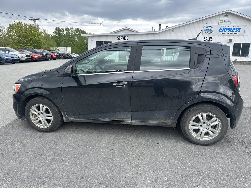 2013 Chevrolet Sonic LT in Hebbville, Nova Scotia - 6 - w1024h768px