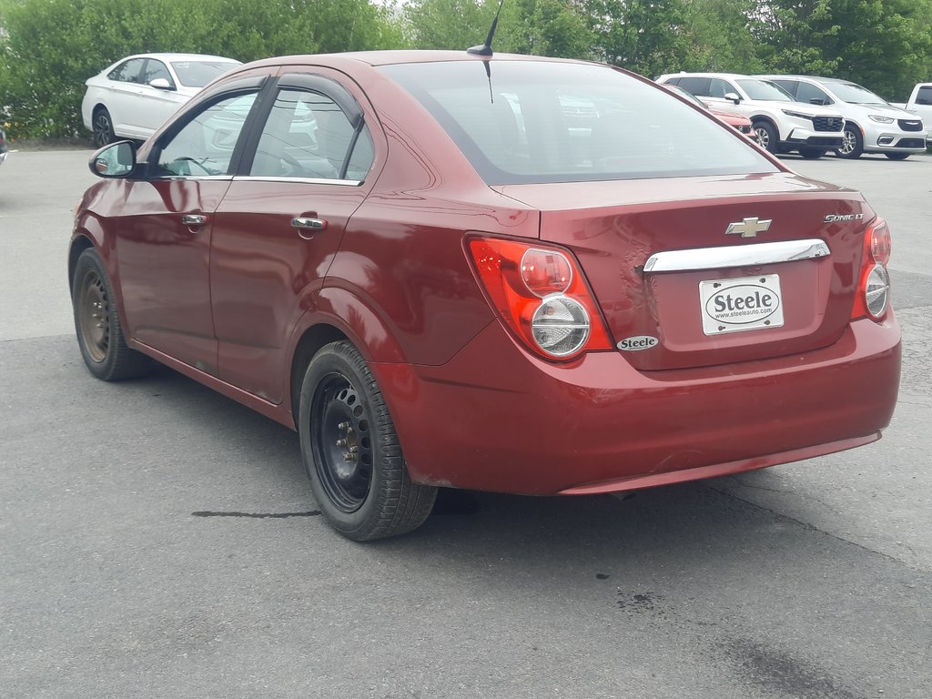 2014 Chevrolet Sonic LT in Hebbville, Nova Scotia - 8 - w1024h768px