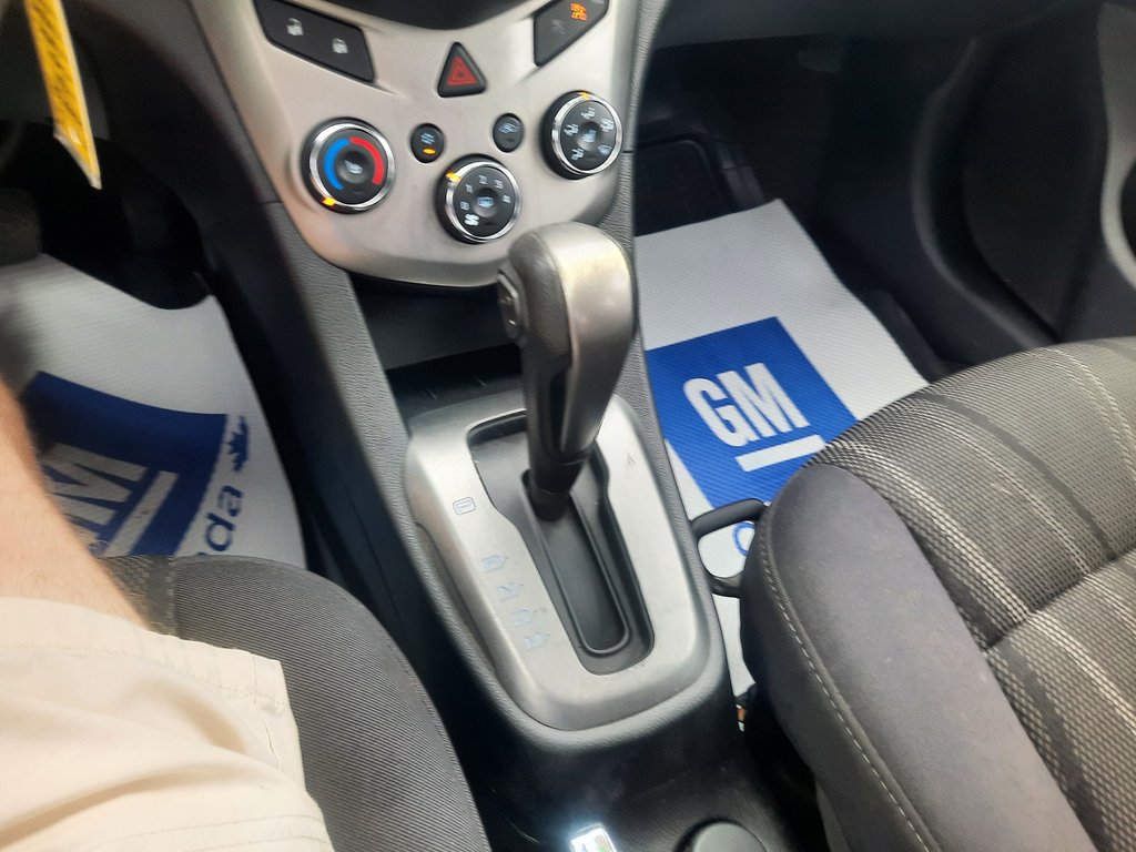 2014 Chevrolet Sonic LT in Hebbville, Nova Scotia - 17 - w1024h768px