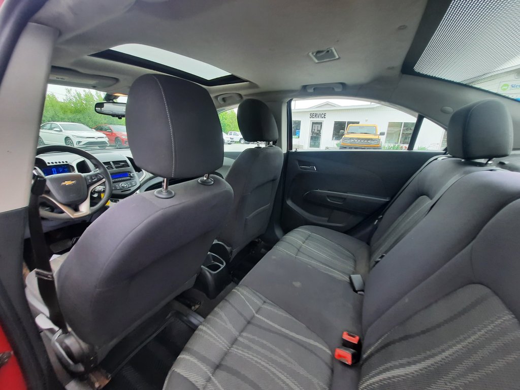 2014 Chevrolet Sonic LT in Hebbville, Nova Scotia - 25 - w1024h768px