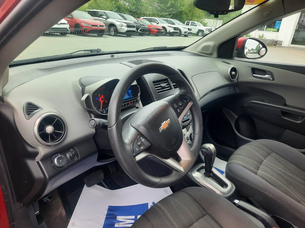 2014 Chevrolet Sonic LT in Hebbville, Nova Scotia - 3 - w1024h768px