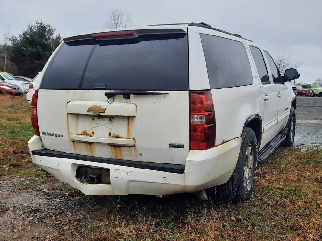 2010  Suburban LT in Hebbville, Nova Scotia - 6 - w1024h768px