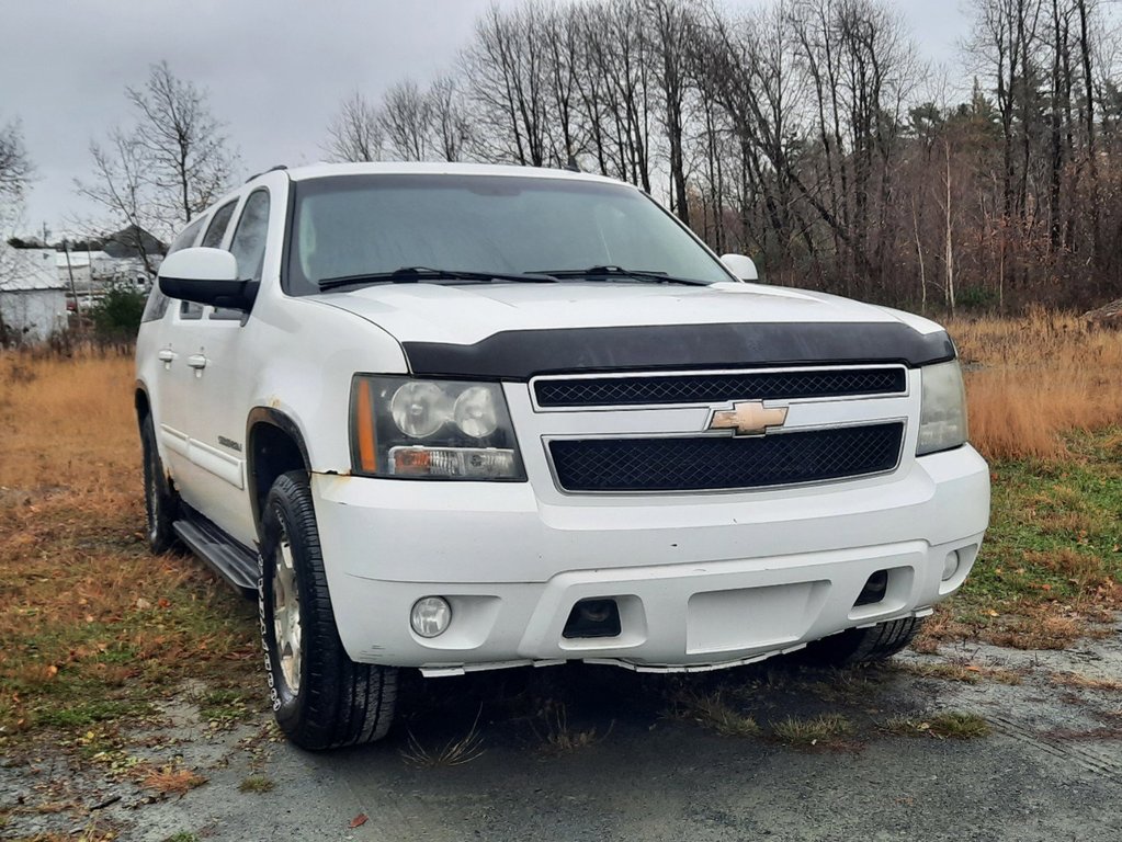 2010  Suburban LT in Hebbville, Nova Scotia - 1 - w1024h768px