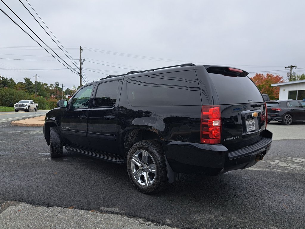 2014 Chevrolet Suburban LS in Hebbville, Nova Scotia - 9 - w1024h768px
