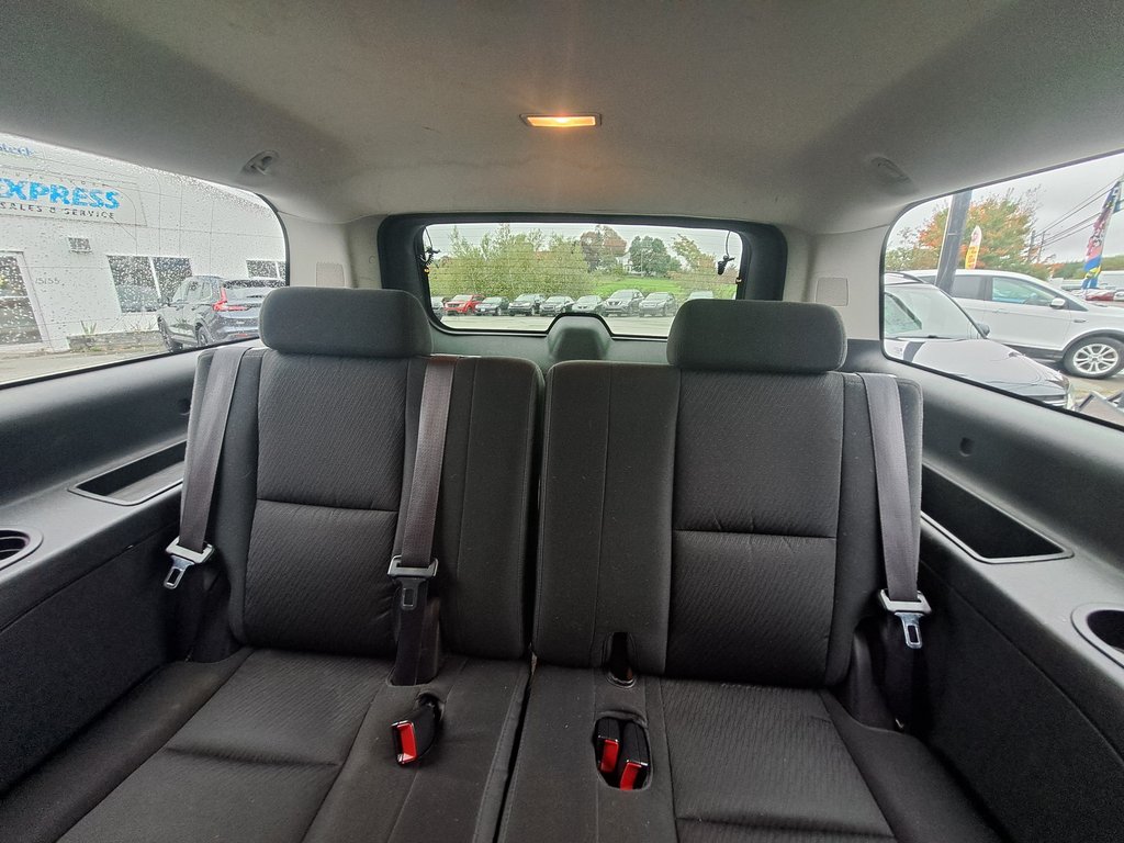 2014 Chevrolet Suburban LS in Hebbville, Nova Scotia - 26 - w1024h768px