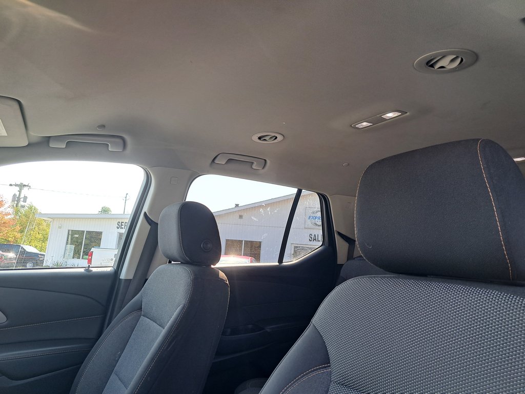 2018 Chevrolet Traverse LS in Hebbville, Nova Scotia - 11 - w1024h768px