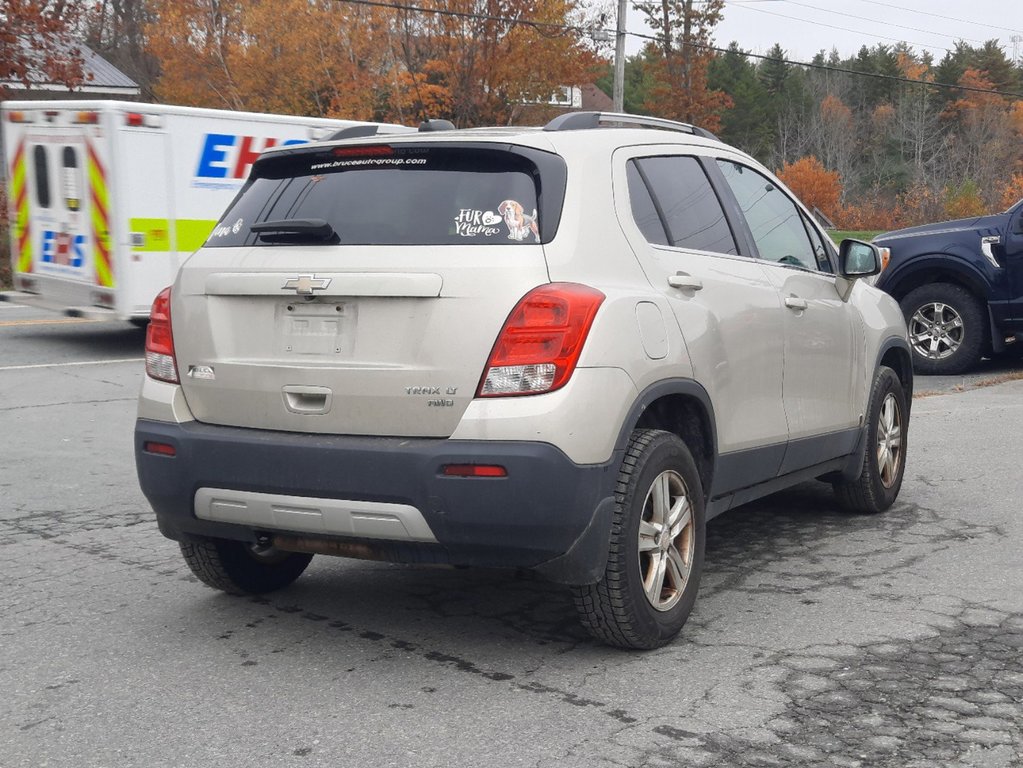 2016  Trax LT in Hebbville, Nova Scotia - 5 - w1024h768px