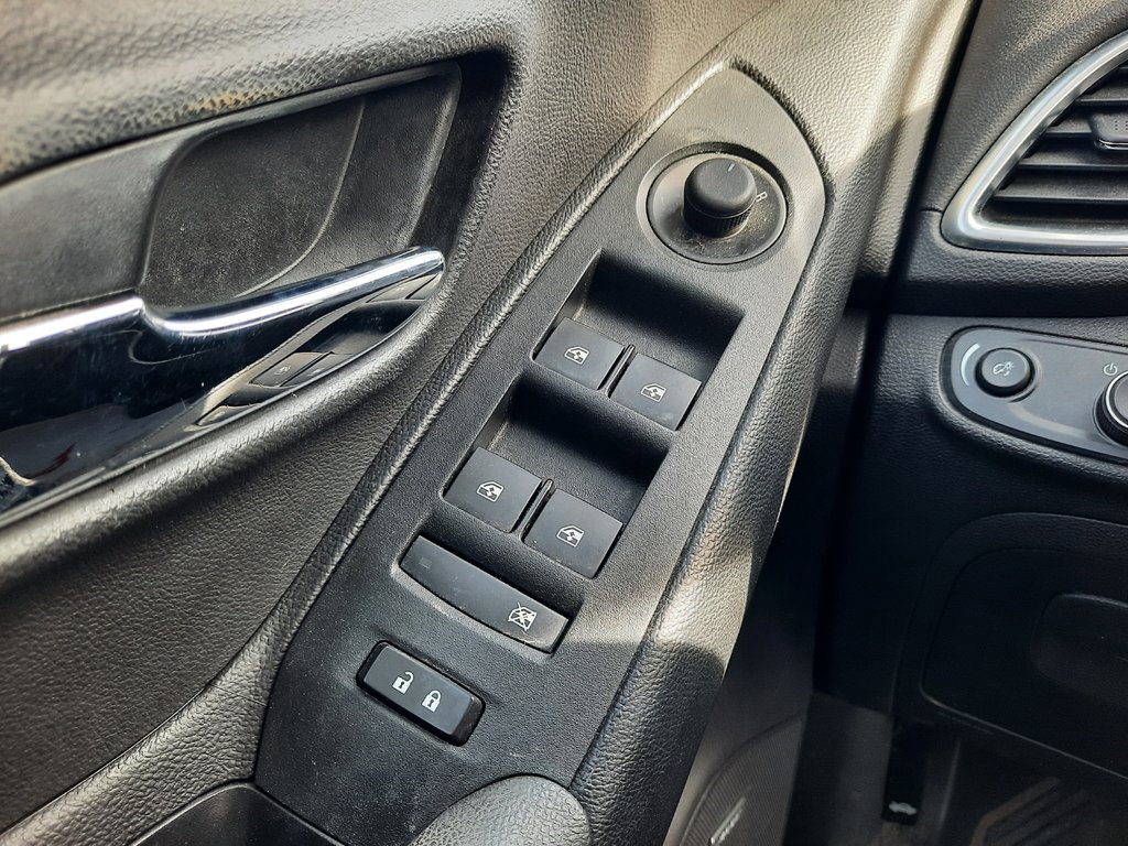 2018 Chevrolet Trax Premier in Hebbville, Nova Scotia - 11 - w1024h768px