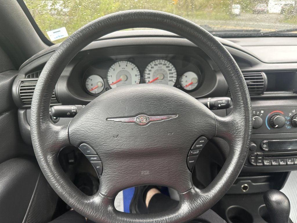 2006 Chrysler Sebring Conv BASE in Hebbville, Nova Scotia - 11 - w1024h768px
