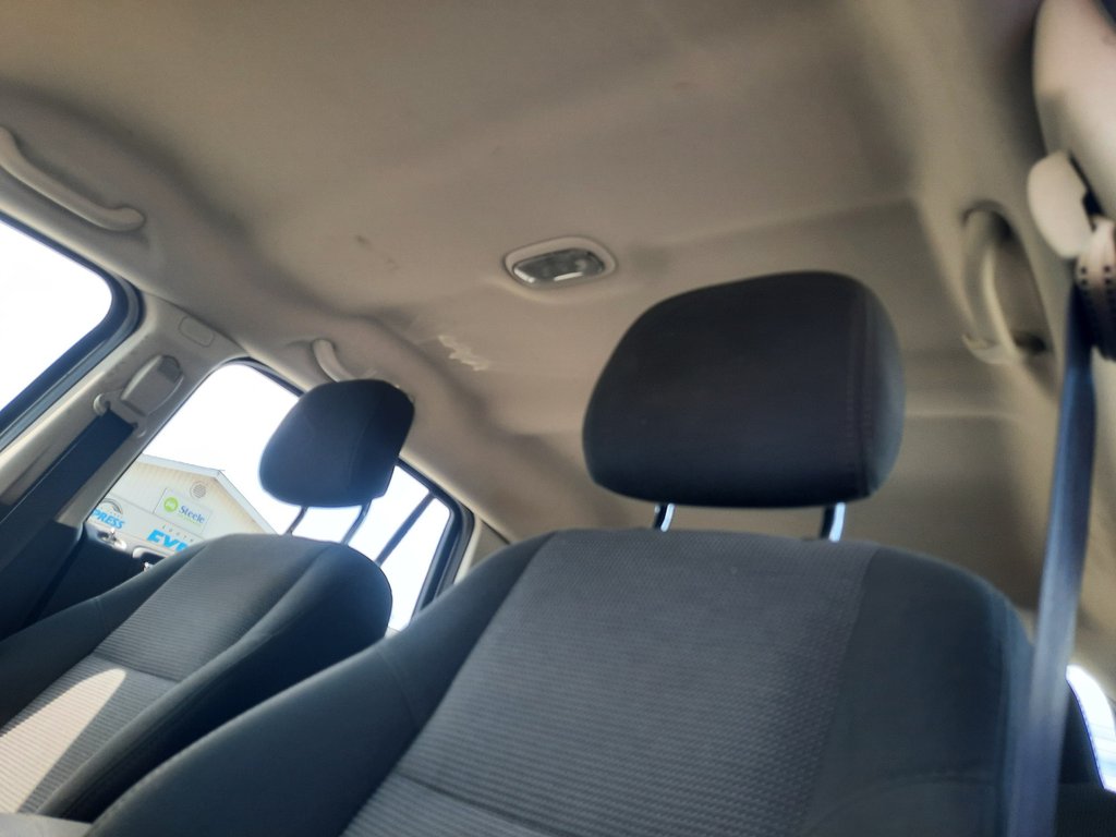 2011 Dodge Caliber SXT in Hebbville, Nova Scotia - 4 - w1024h768px