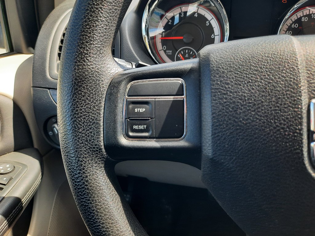 2014 Dodge Grand Caravan SE in Hebbville, Nova Scotia - 12 - w1024h768px