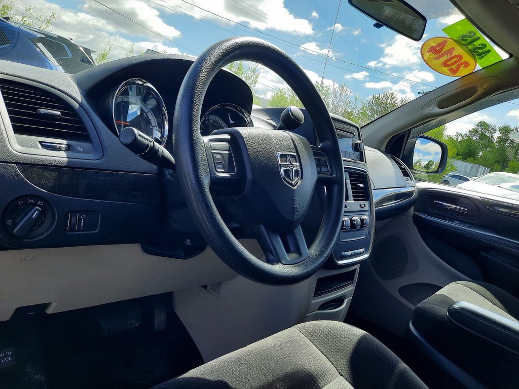2014 Dodge Grand Caravan SE in Hebbville, Nova Scotia - 3 - w1024h768px