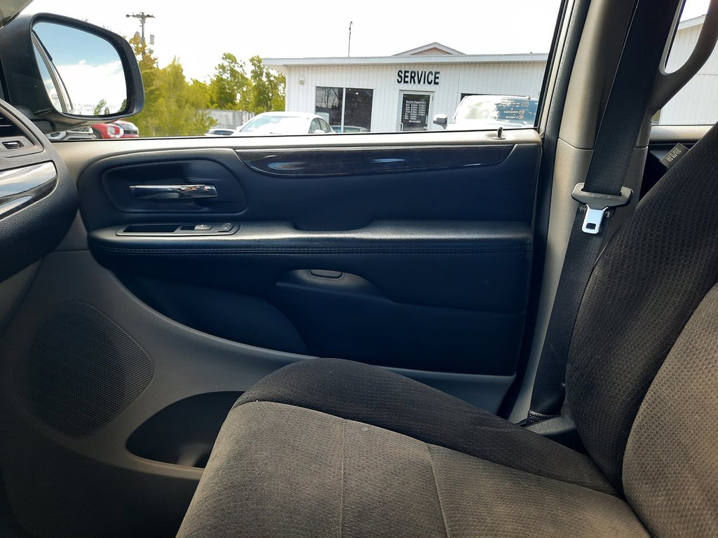 2014 Dodge Grand Caravan SE in Hebbville, Nova Scotia - 19 - w1024h768px