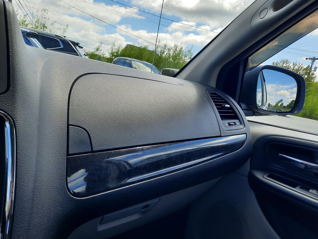 2014 Dodge Grand Caravan SE in Hebbville, Nova Scotia - 18 - w1024h768px