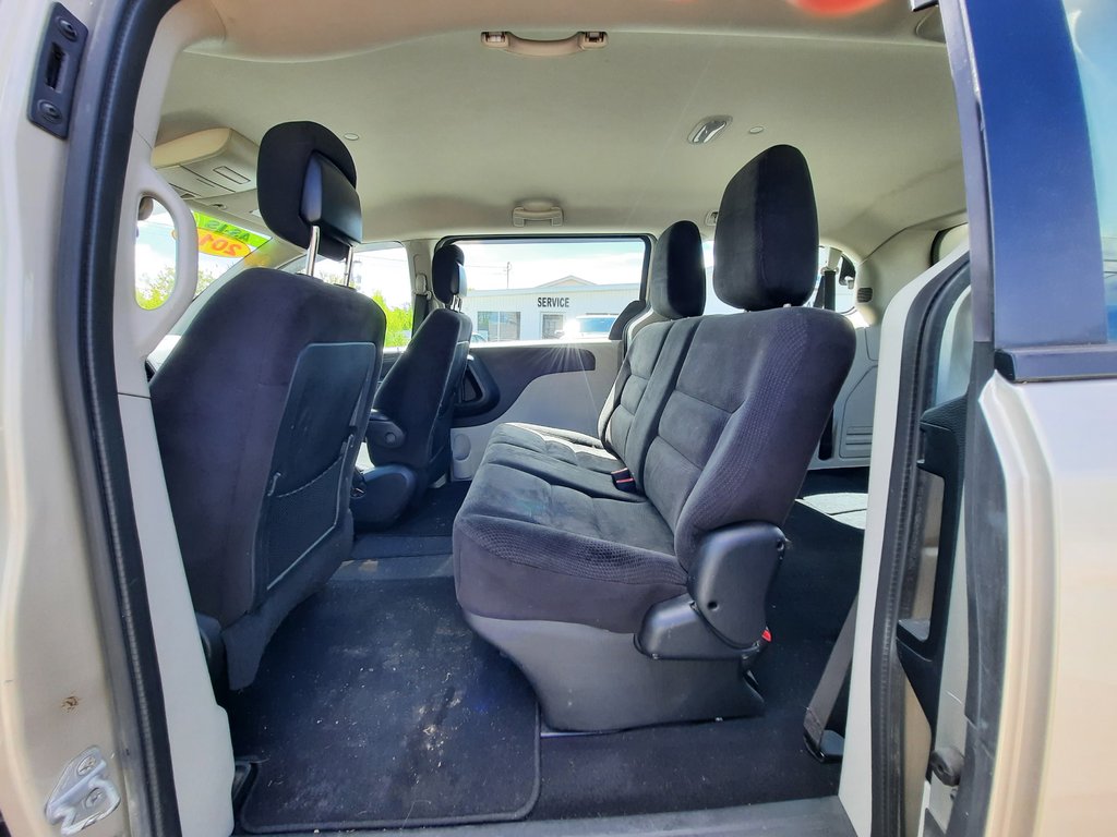 2014 Dodge Grand Caravan SE in Hebbville, Nova Scotia - 23 - w1024h768px