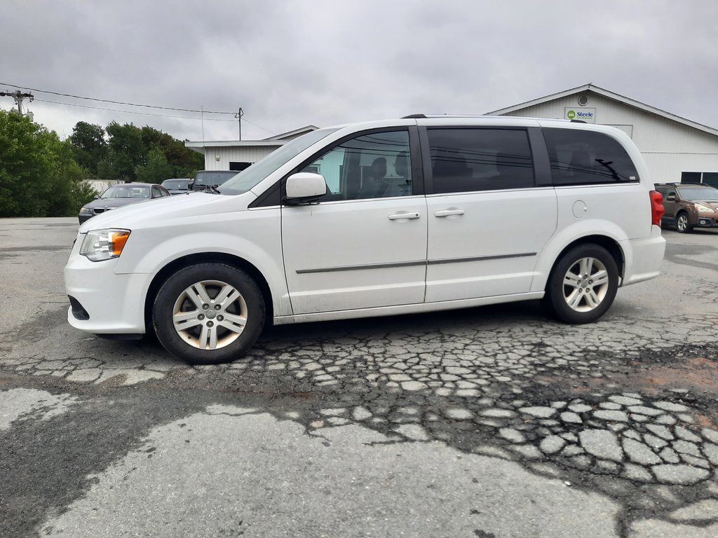 2016 Dodge Grand Caravan Crew Plus in Hebbville, Nova Scotia - 7 - w1024h768px